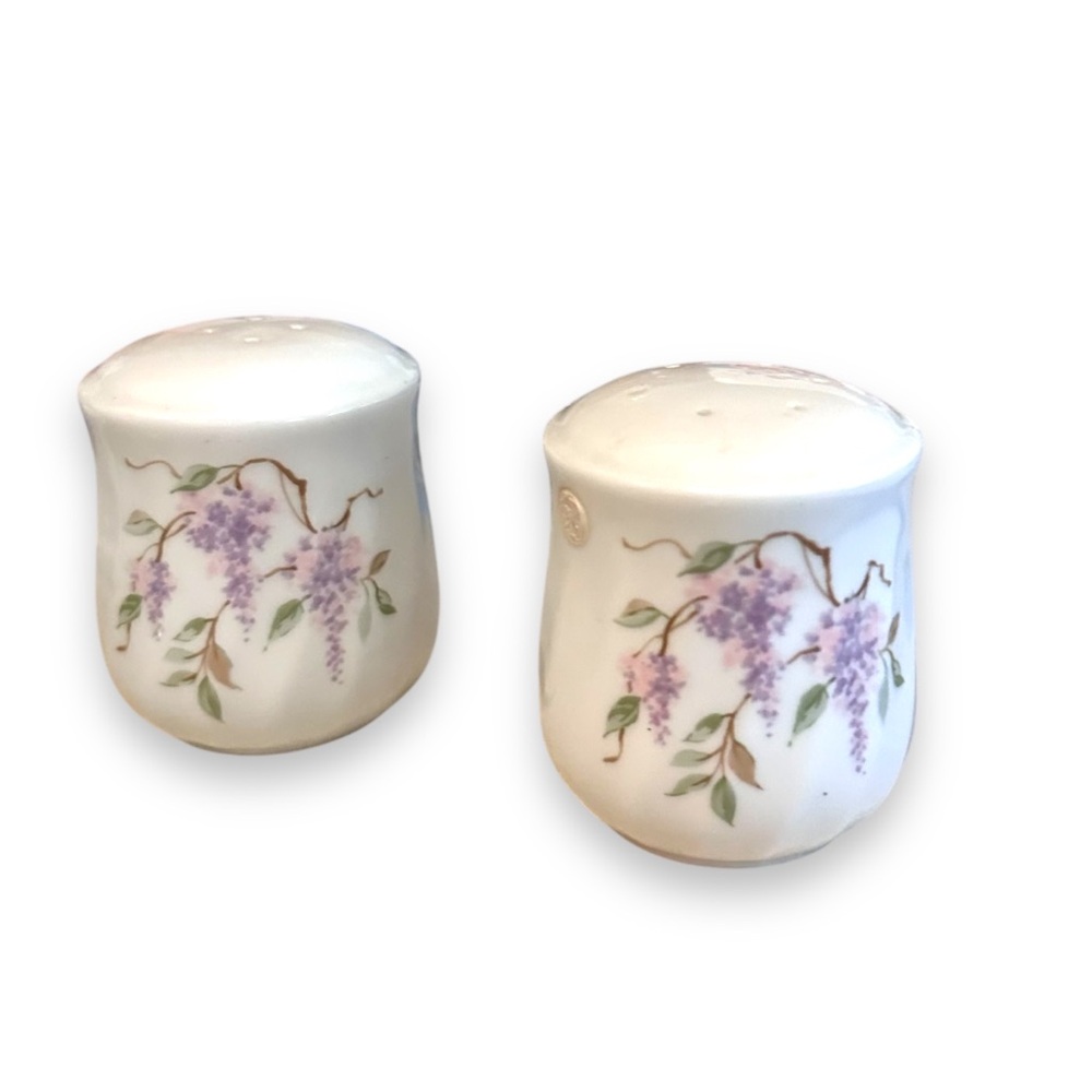Corelle Wisteria Salt & Pepper Shakers